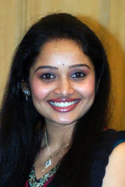 Advaitha (Krithi Shetty)