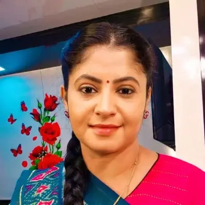 Arati Kulkarni