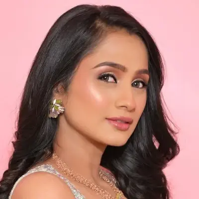 Divya Pugaonkar