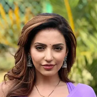 Navina Bole