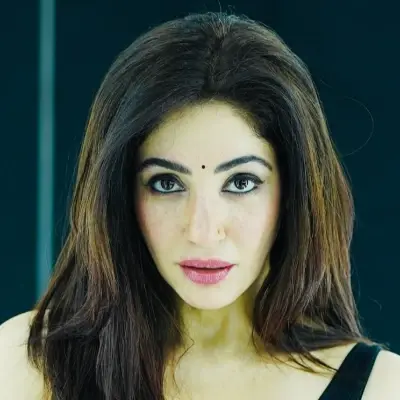 Reyhna Pandit