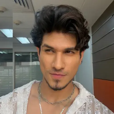Swanky Shiv