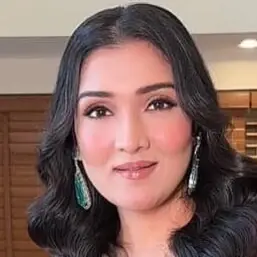 Tina Ahuja