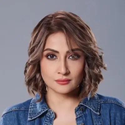 Urvashi Dholakia