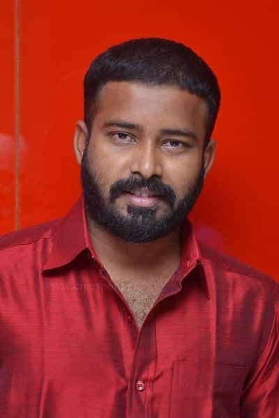 V R Dinesh